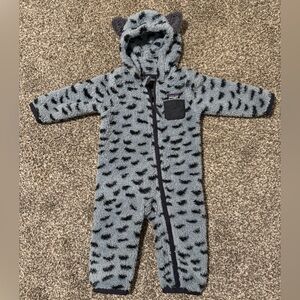 Patagonia Gray and Black Fleece Kids Jacket